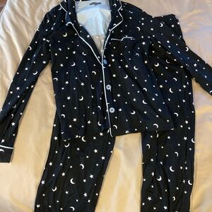 Women’s Black Star and Moon Pajama Set